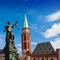 Cheap flights to Frankfurt