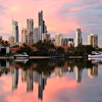 Gold Coast 5 Nights + 3 Day Dreamworld Pass