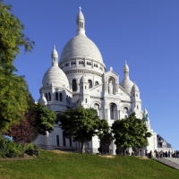 Explore Paris