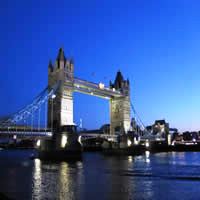 London Flights + 3 Nights, 5-Star + Tours - Departing Adelaide