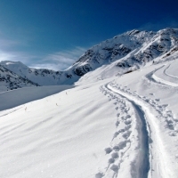 Queenstown, Rydges Lakeland Resort 7 Nights + Car Hire