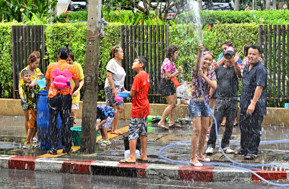 Songkran, Thailand