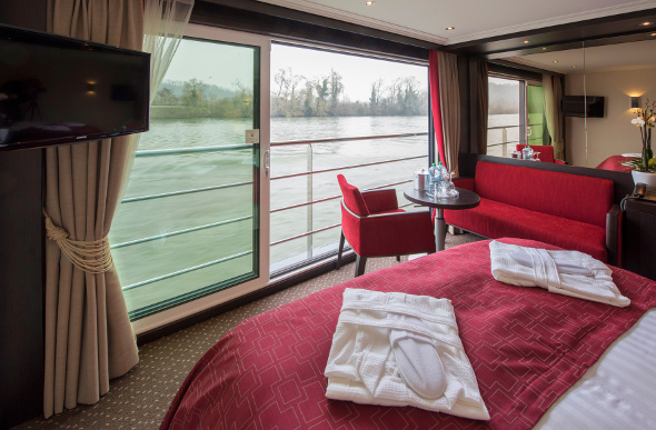 Room on board Tapestry II