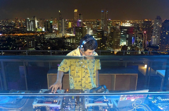 DJ spinning at Zoom Bar