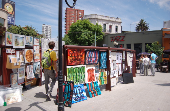 Plaza Serrano market