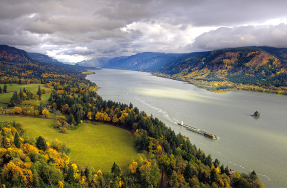 A river cruise ship on the Columbia River