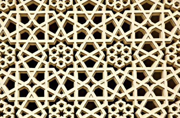 Intricate patterns on a building in Al-Fahidi