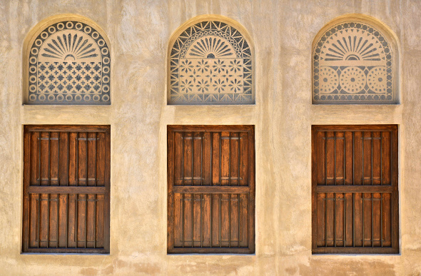 Wooden windows in Al-Fahidi