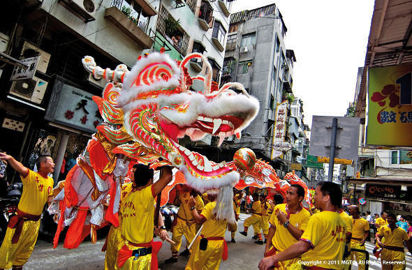 Macau dragon dance