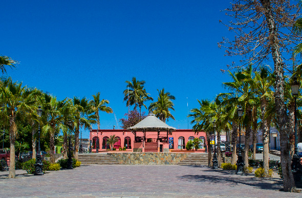 Todos Santos Plaza