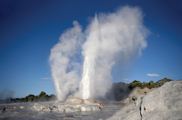Pohutu Geyser