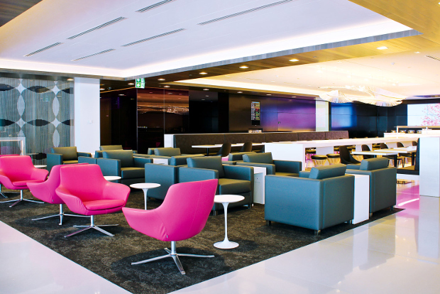 An internal view of the Auckland Air New Zealand lounge seating area