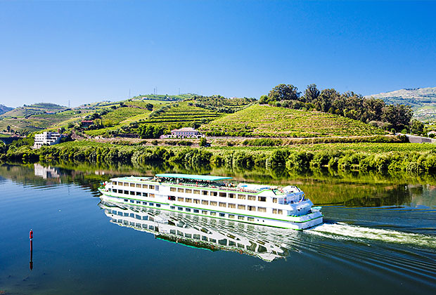 Cruising down Douro Valley, Portugal