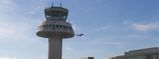 Adelaide to Singapore Flight landing