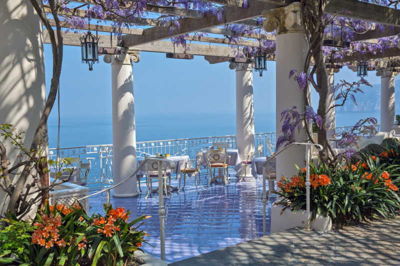 terrace cafe overlooking gulf of naples