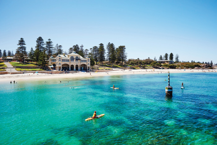 cottesloe beach sunny day