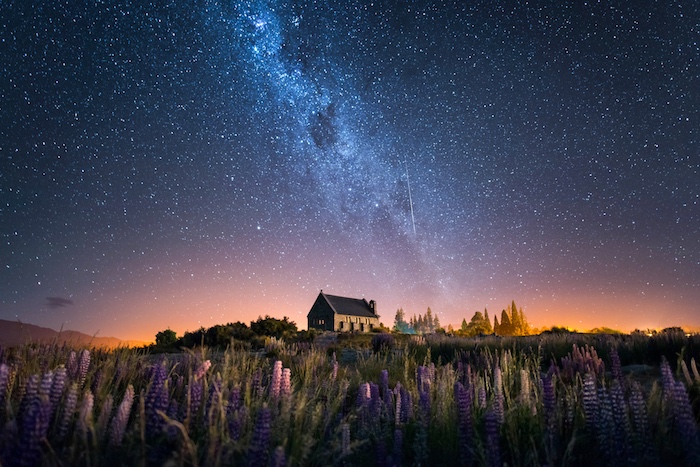 9 things to do new zealand that aren't skiing - Milky way at Lake Tekapo