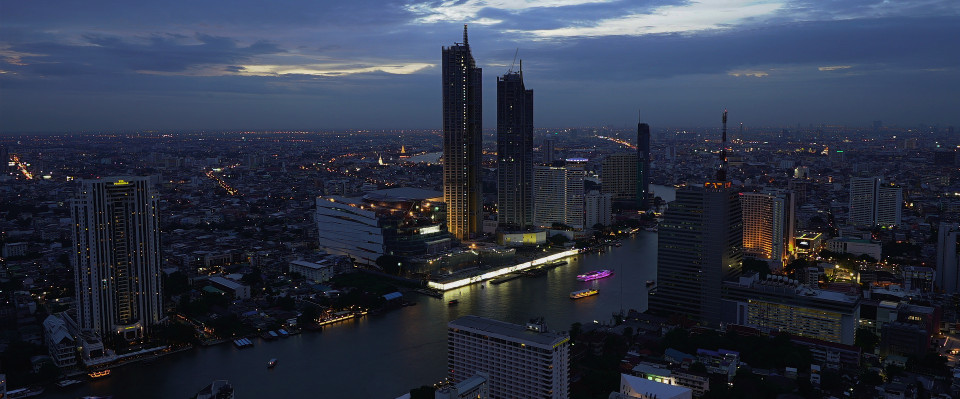 bangkok skyline dusk