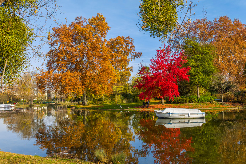 Lake in Vincennes Forest, Paris.