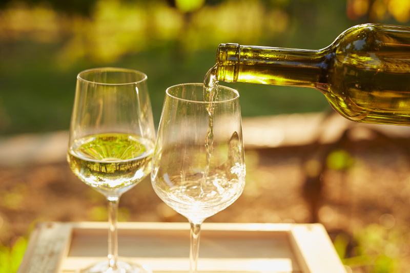 White wine, Rhine, Germany