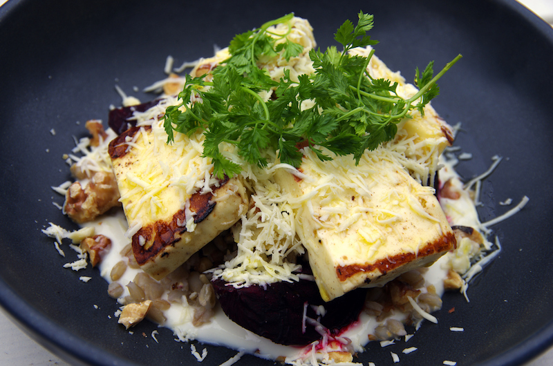 Beetroot and haloumi salad