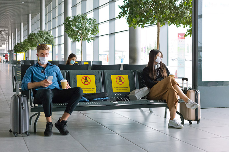 social distancing in airport