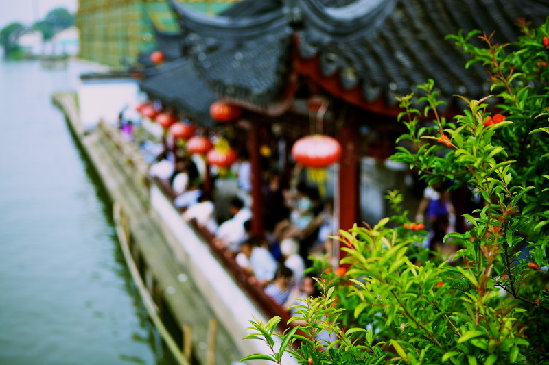 Diners at riverside restaurant by the side of the Yangtze River, China