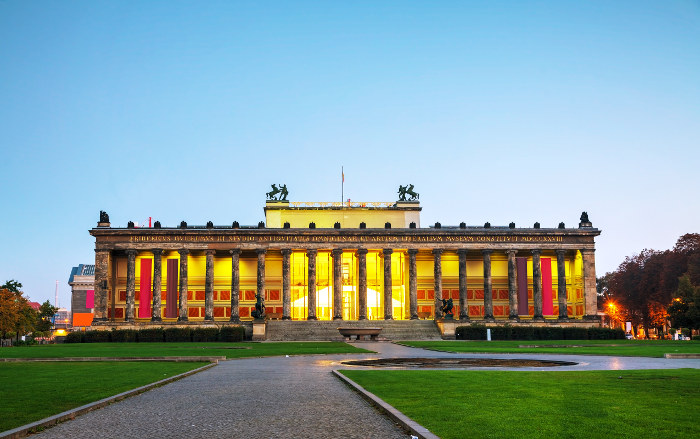 Altes museum berlin exterior