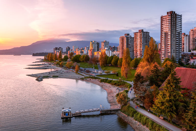 vancouver skyline at sunset
