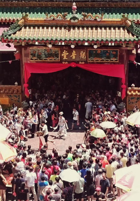 Kwan Im Thong Hood Cho temple singapore