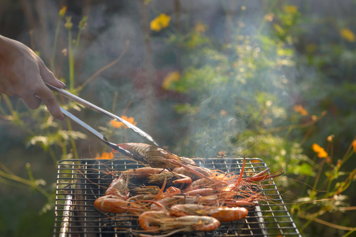 grilling prawns on bbq