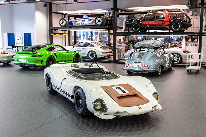 Porsche Boxter Bergspyder car