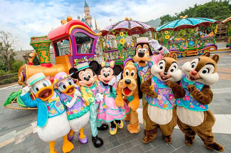 Hong Kong Disneyland favourite disney characters