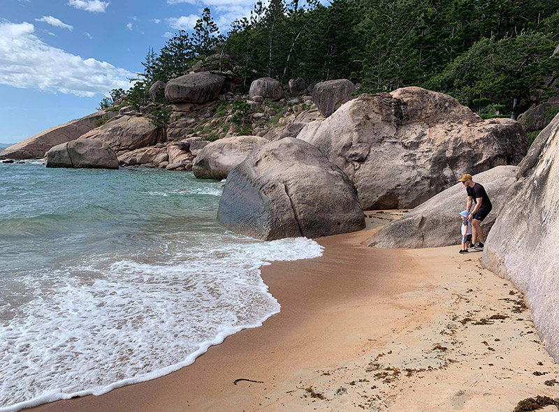 magnetic island bay