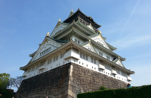 Osaka castle front