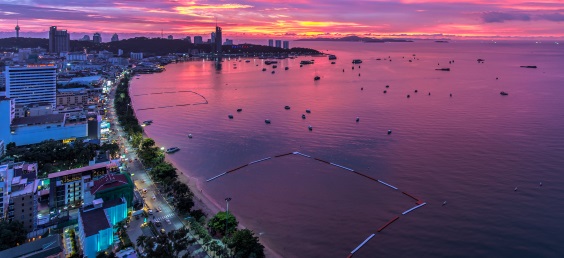 Pattaya beach hotels skyline