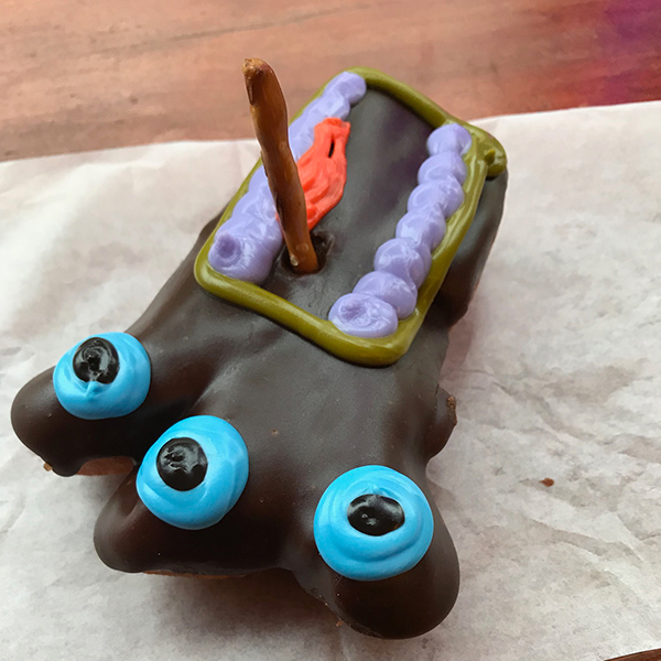 Voodoo Doughnut donut, Portland