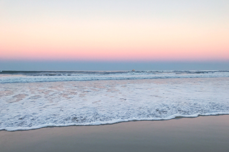 surfers paradise beach