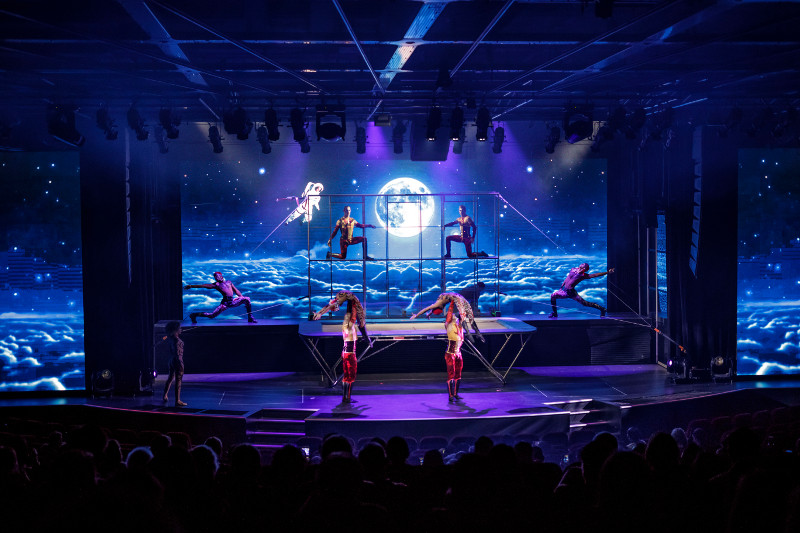 Theatre aboard Dream Cruises cruise ship