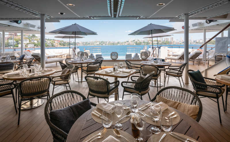 The restaurant on board Le Boungainville