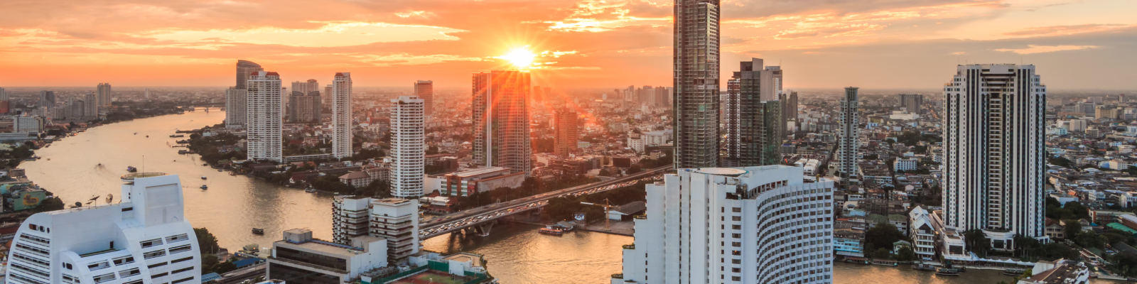 bangkokg skyline sunset