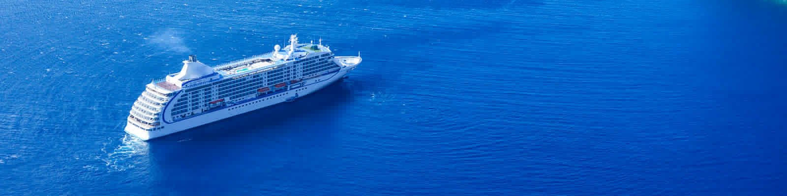cruise ship in blue ocean