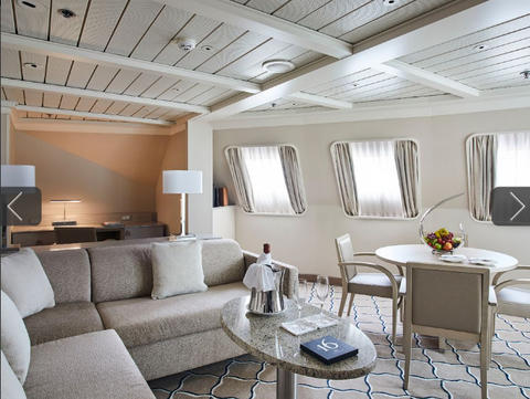 Royal 1 Suite