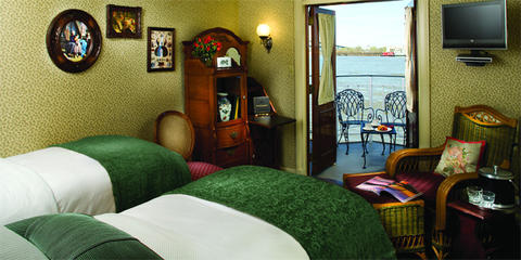 Deluxe Outside Staterooms with Veranda (A)