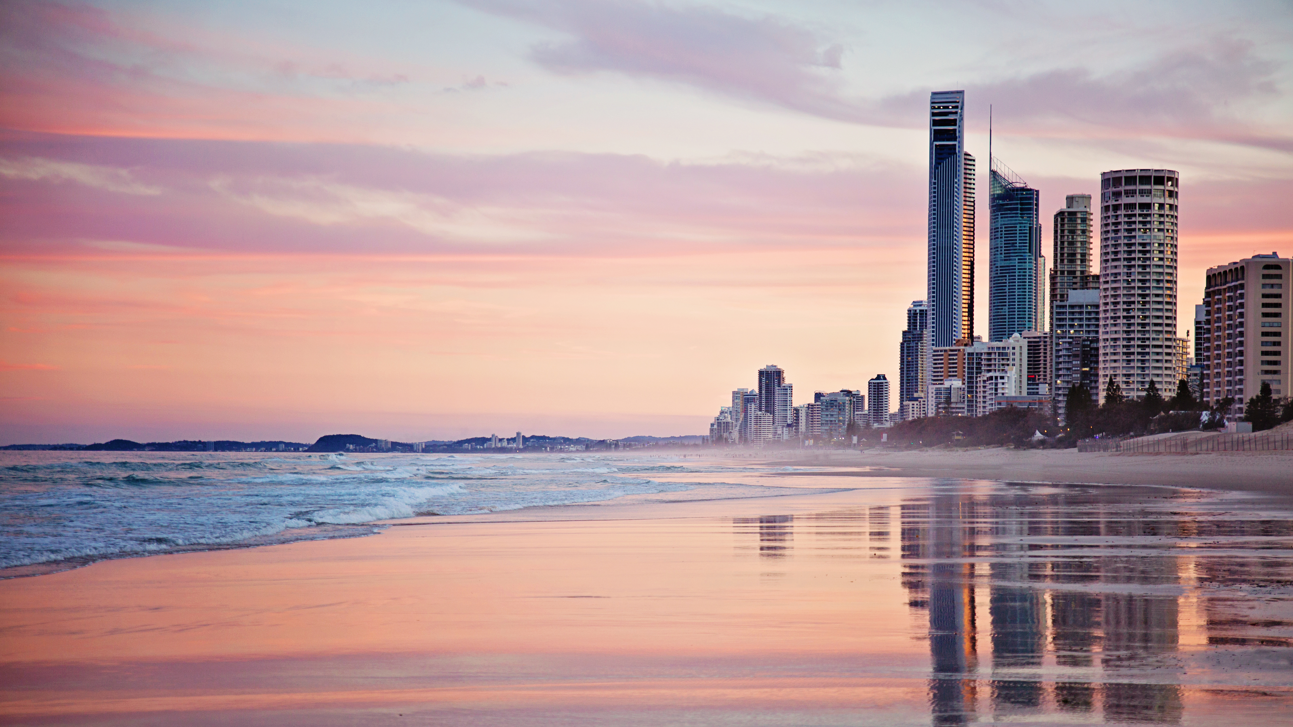 Gold Coast Car Hire | Organise Your Car Rental With Flight Centre