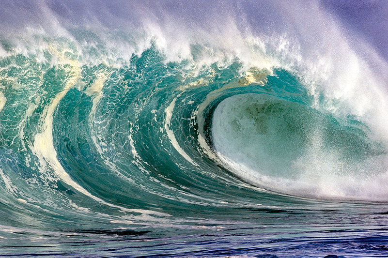 Big winter waves at Waimea Bay